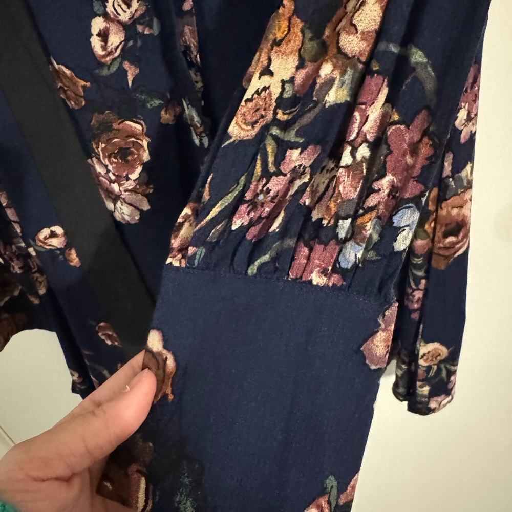 Navy Floral Long Sleeve Blouse - Picture 7 of 12